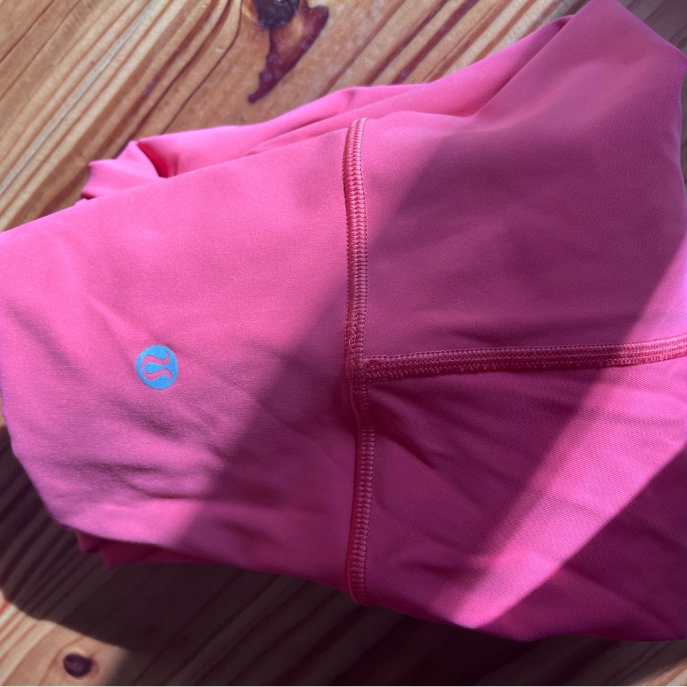 Pink lululemon leggings